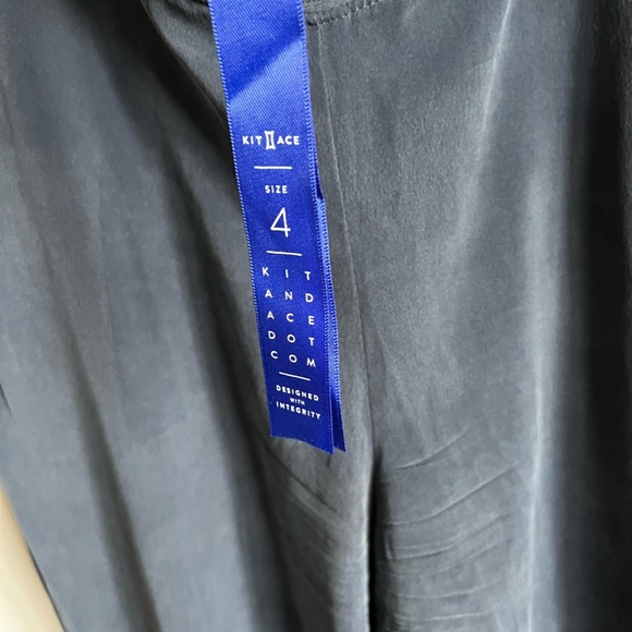 Easy Breezy Silk Blend joggers - Picture 4 of 5